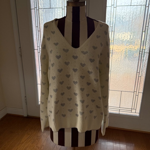 Splendid Hazel Hearts V-Neck Knit Sweater Ivory w/ Metallic Silver Hearts Size L - Picture 5 of 13
